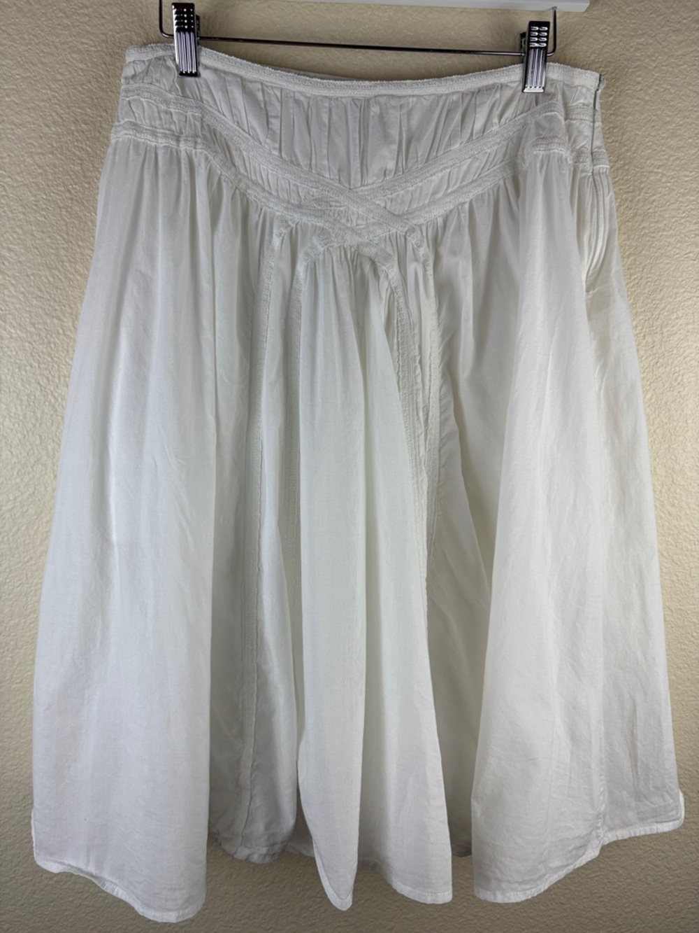 Flowy White Boho Midi Full Circle Skirt with Built-in mini Lining Size Medium